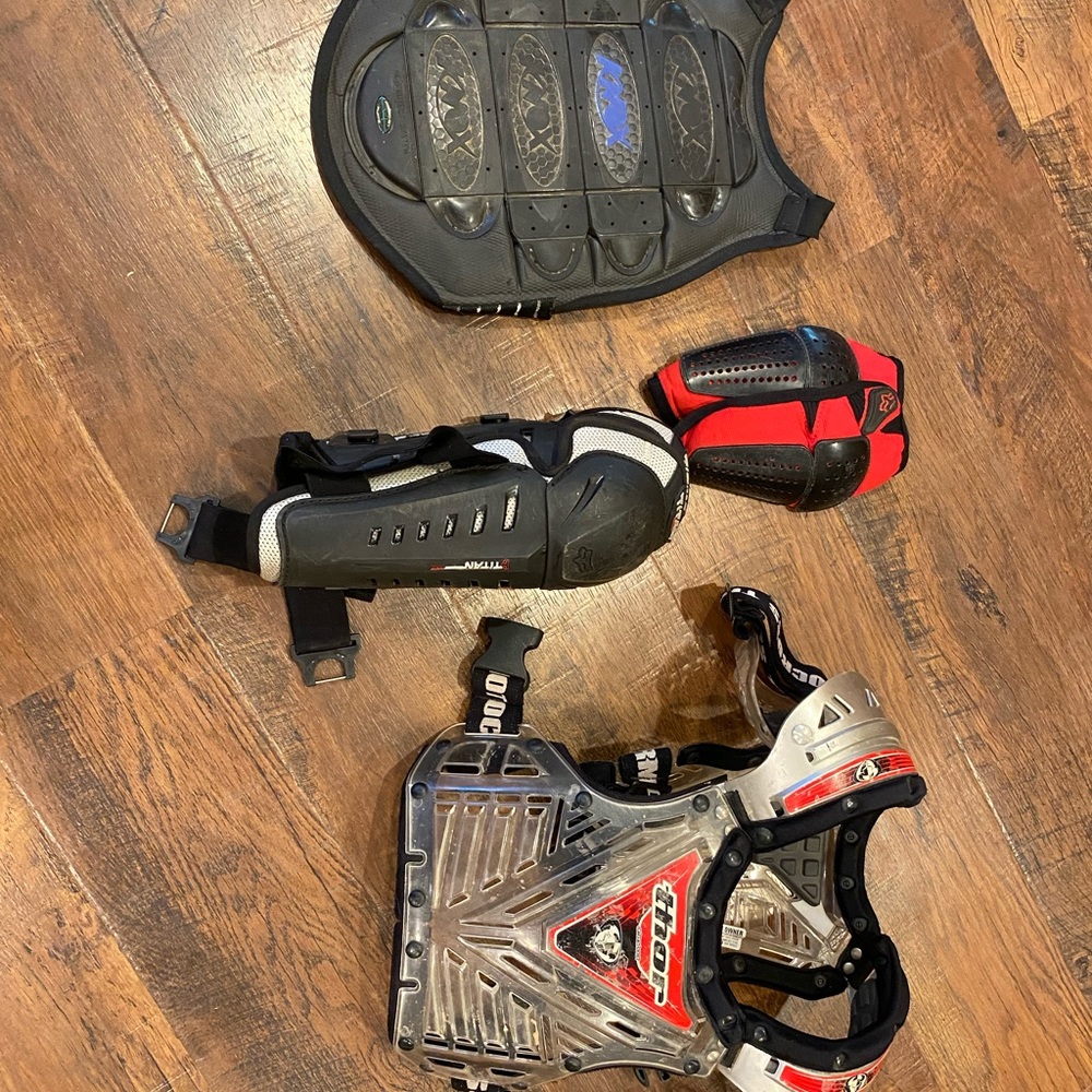 Combo motocross protections